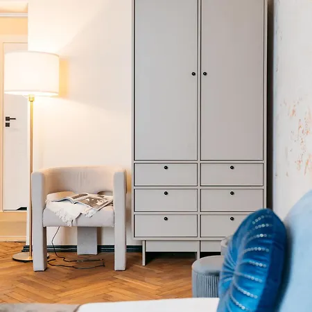 Moonlight Ii - Loftaffair