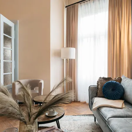 Moonlight Ii - Loftaffair *