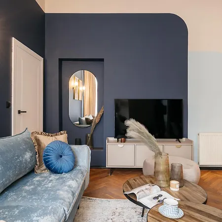 Moonlight Ii - Loftaffair *