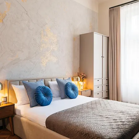 Moonlight Ii - Loftaffair