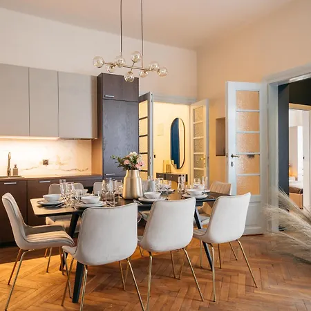 Moonlight Ii - Loftaffair Apartman
